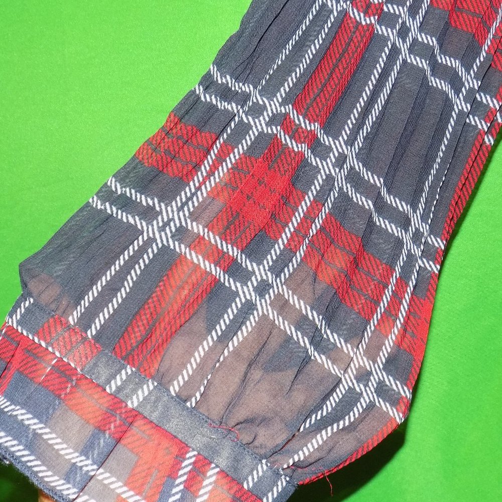 Notions Large Woman's Sheer Plaid Blouse - Picture 4 of 4